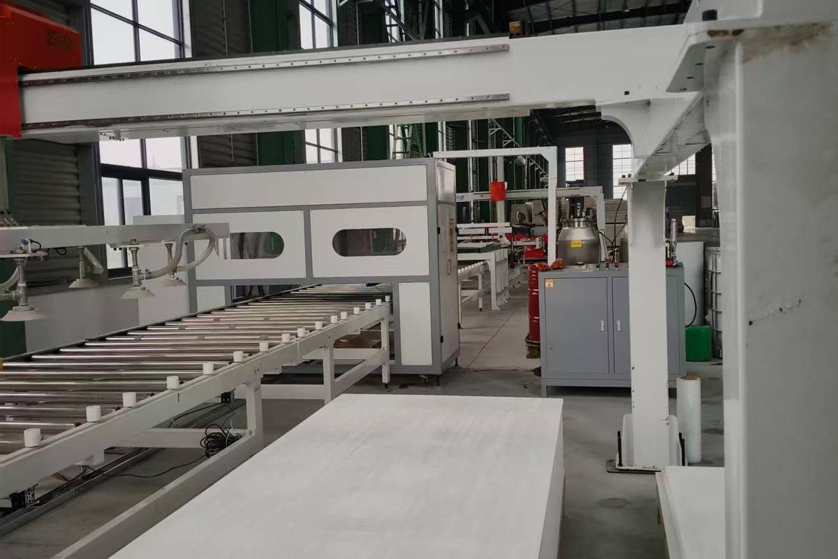Air duct flat bonding production line